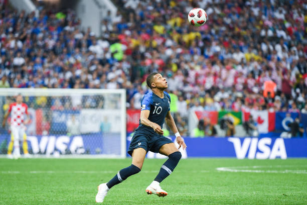 不同特点进 不同特点进