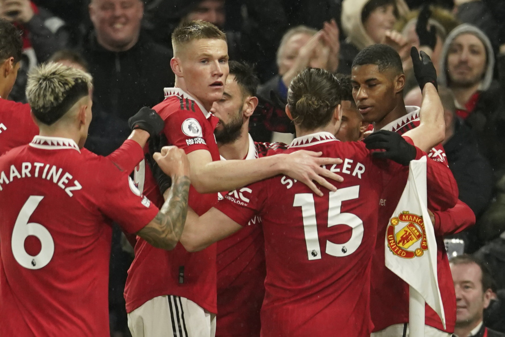 背负了负面 背负了负面